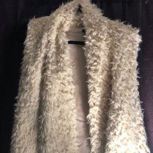 NEW amazingly soft faux fur vest